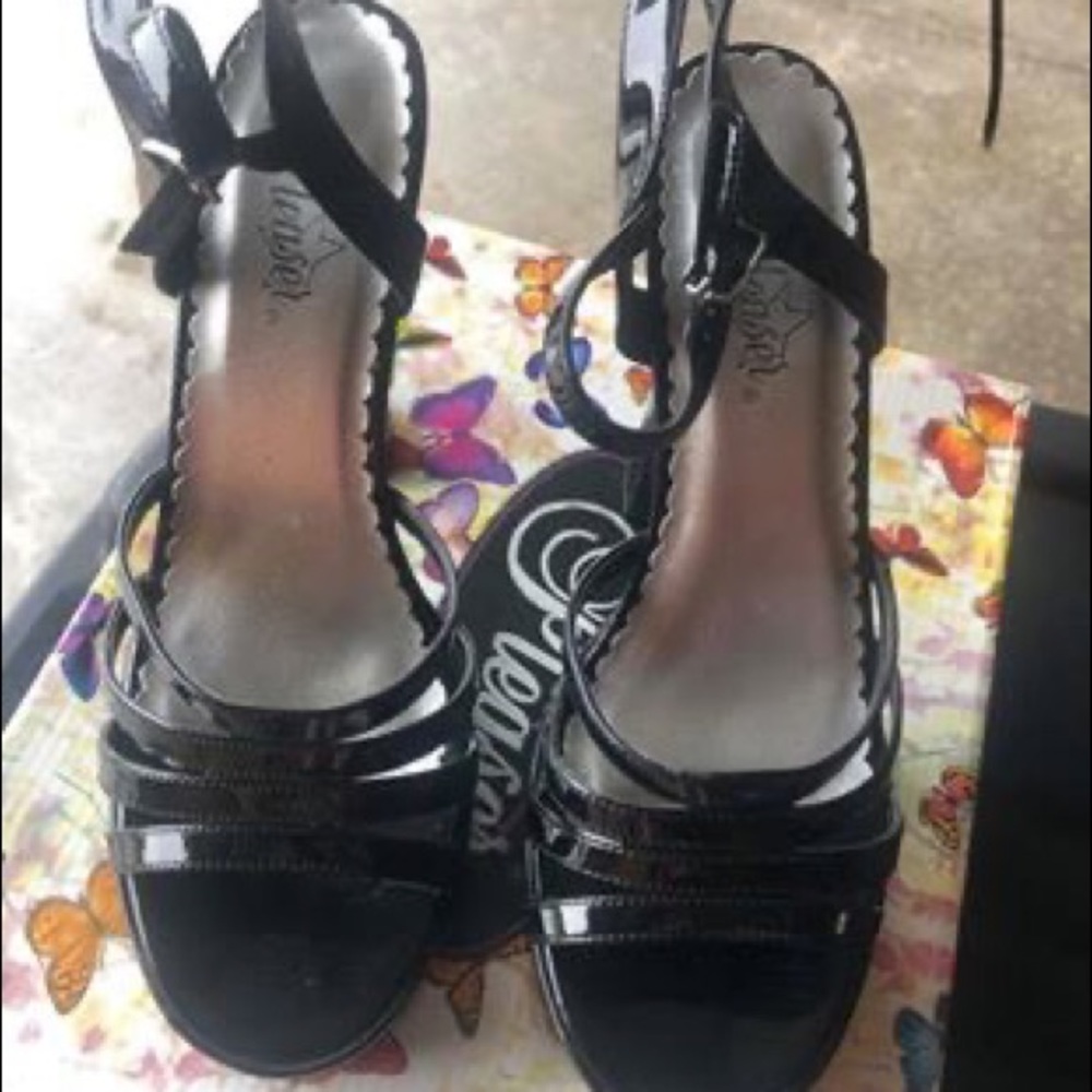Woman Shoe
